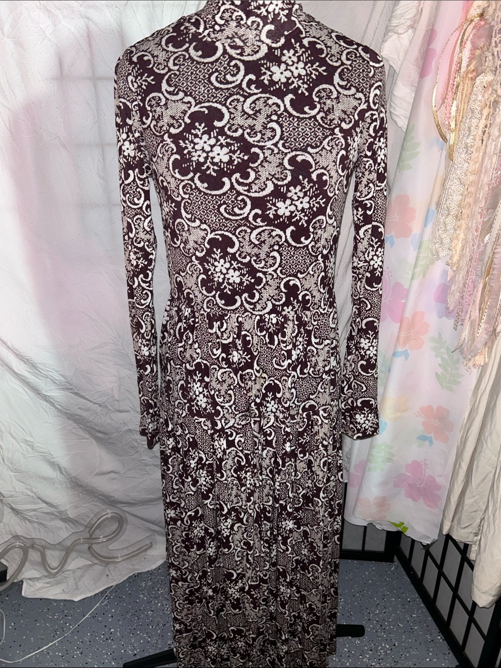 Rebecca Taylor Burgundy and Cream Patterned Long-Sleeve Maxi Dress size large.